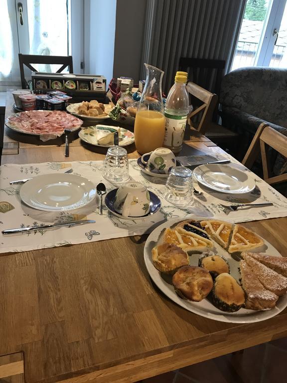 La Ciliegia Bianca Bed and Breakfast Belgirate Exterior foto