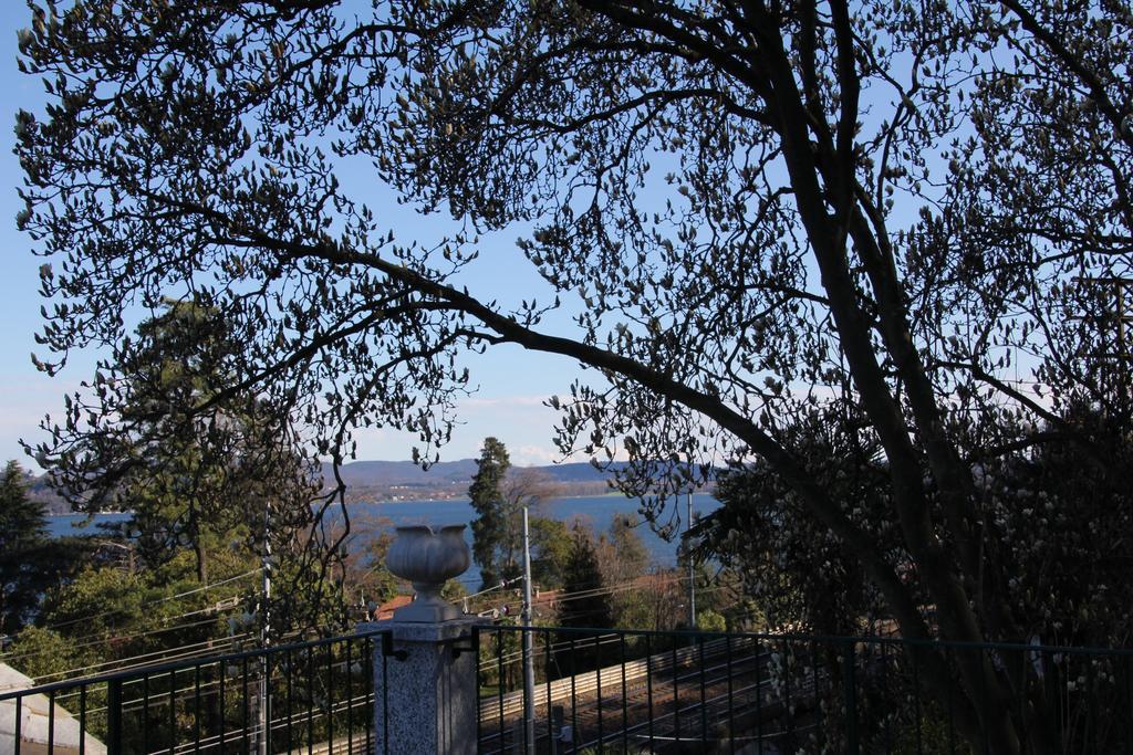 La Ciliegia Bianca Bed and Breakfast Belgirate Exterior foto